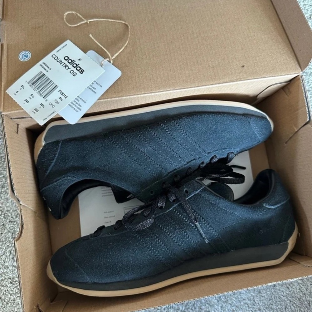 Khaite Adidas Country OG Black leather sneaker, women size 7